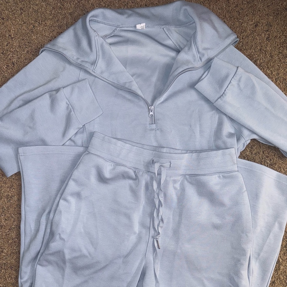 ATHLETIC Wear set with both TOP & BOTTOM